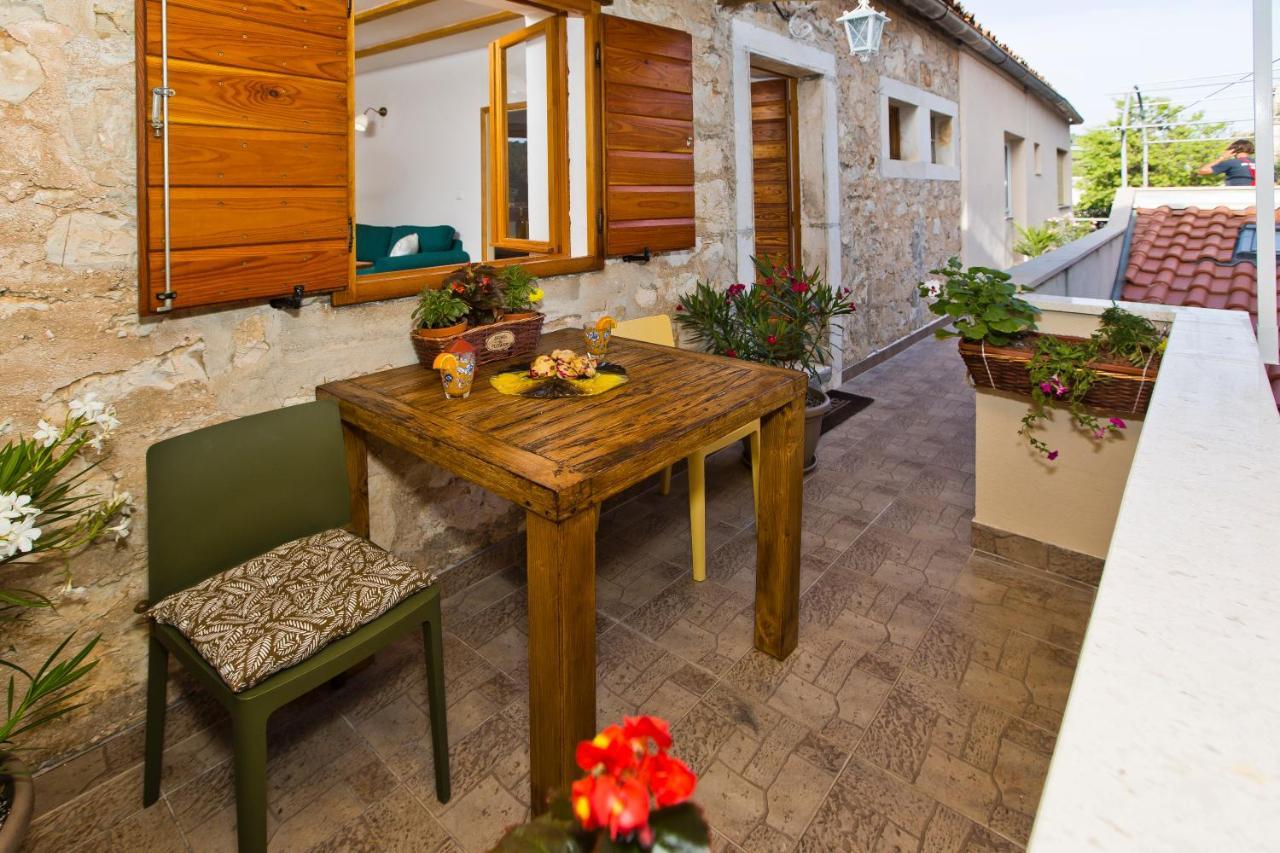 Sparrow Nest Hvar هفار المظهر الخارجي الصورة